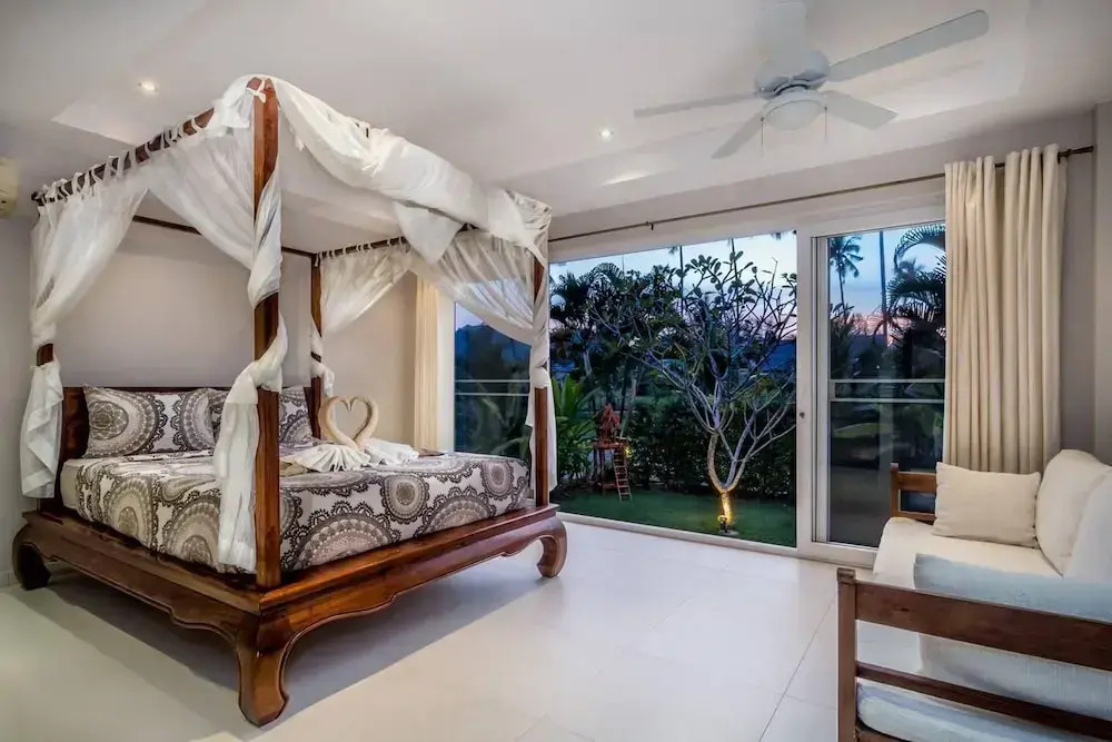 Villa Banromyen Siamroyalview 70mtrs to Beach