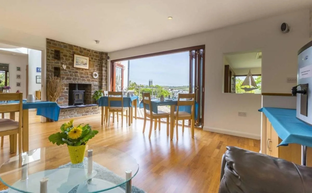 Oak Lodge B&B