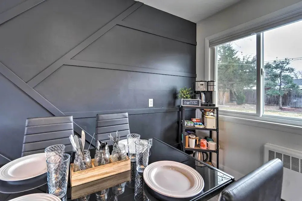 Modern Littleton Home w/ Yard: Pets Welcome!