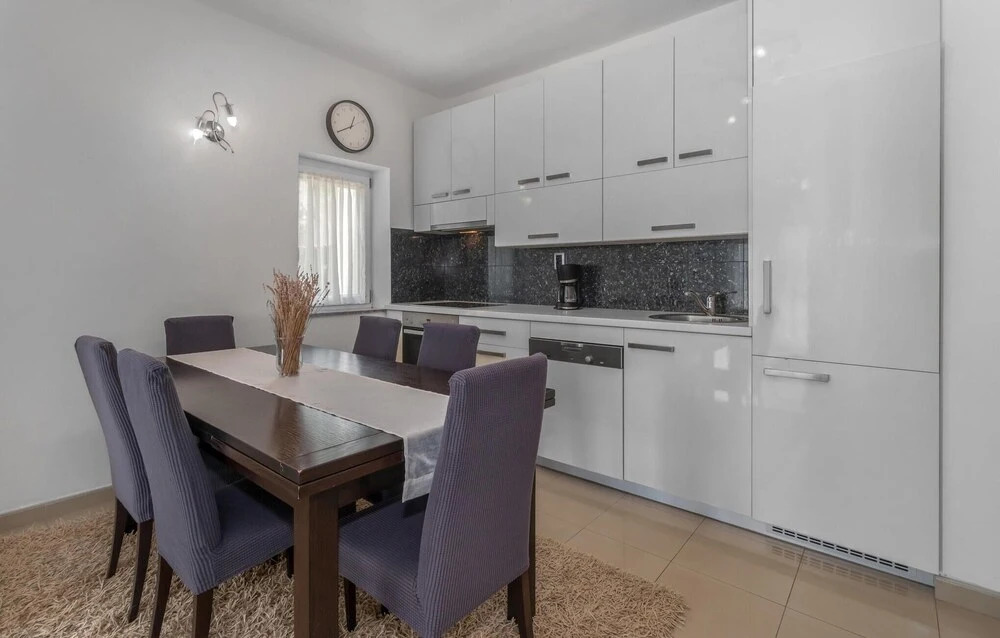 Stunning Home In Novi Vinodolski