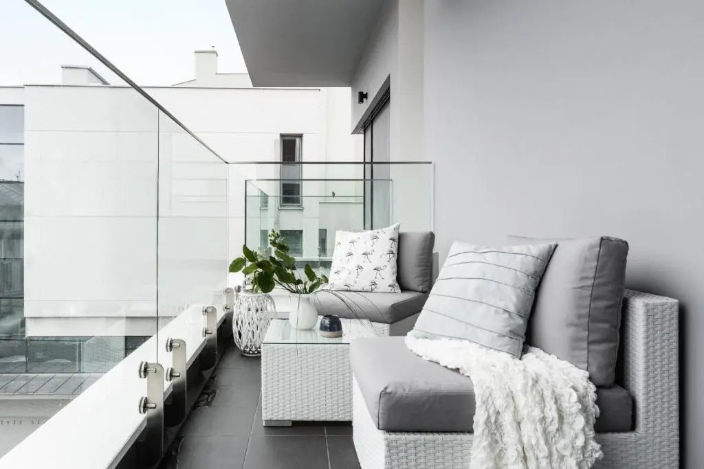 Grand Apartments