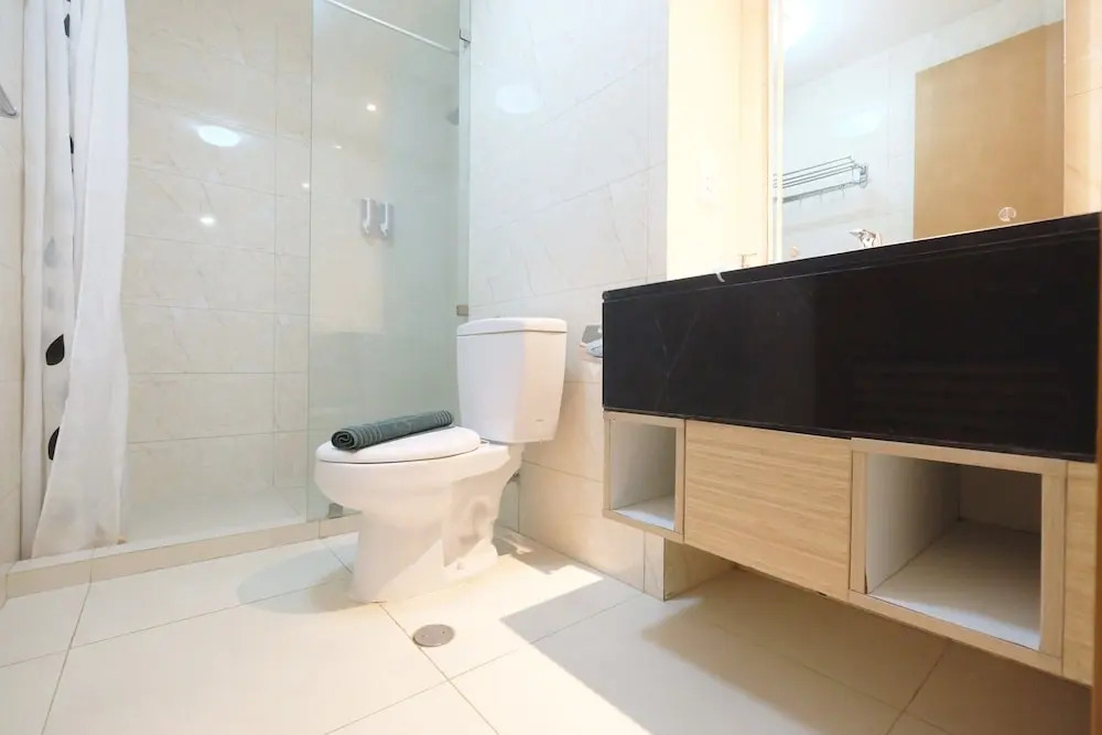 Elegant The Mansion Apartment near Kemayoran