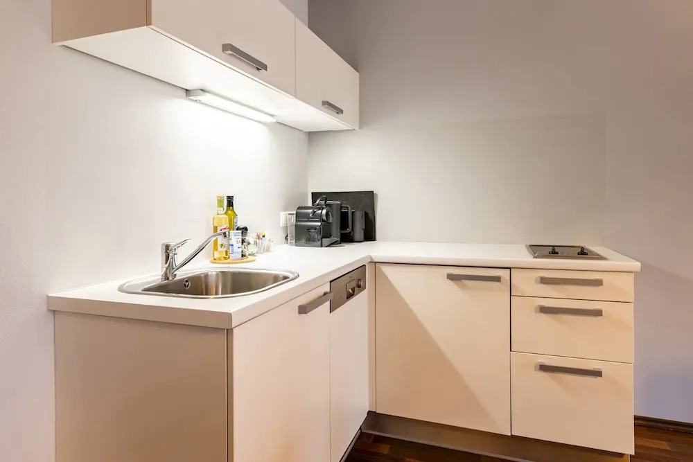 der Sonnberg Alpinlodges - Apartments mit Seeblick, privater Sauna und Self Check-In