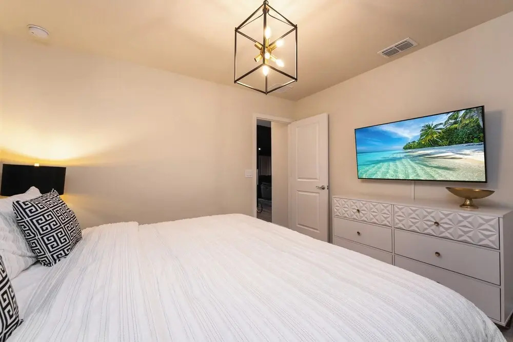 Spacious 9BR Villa Home Theater  Pool