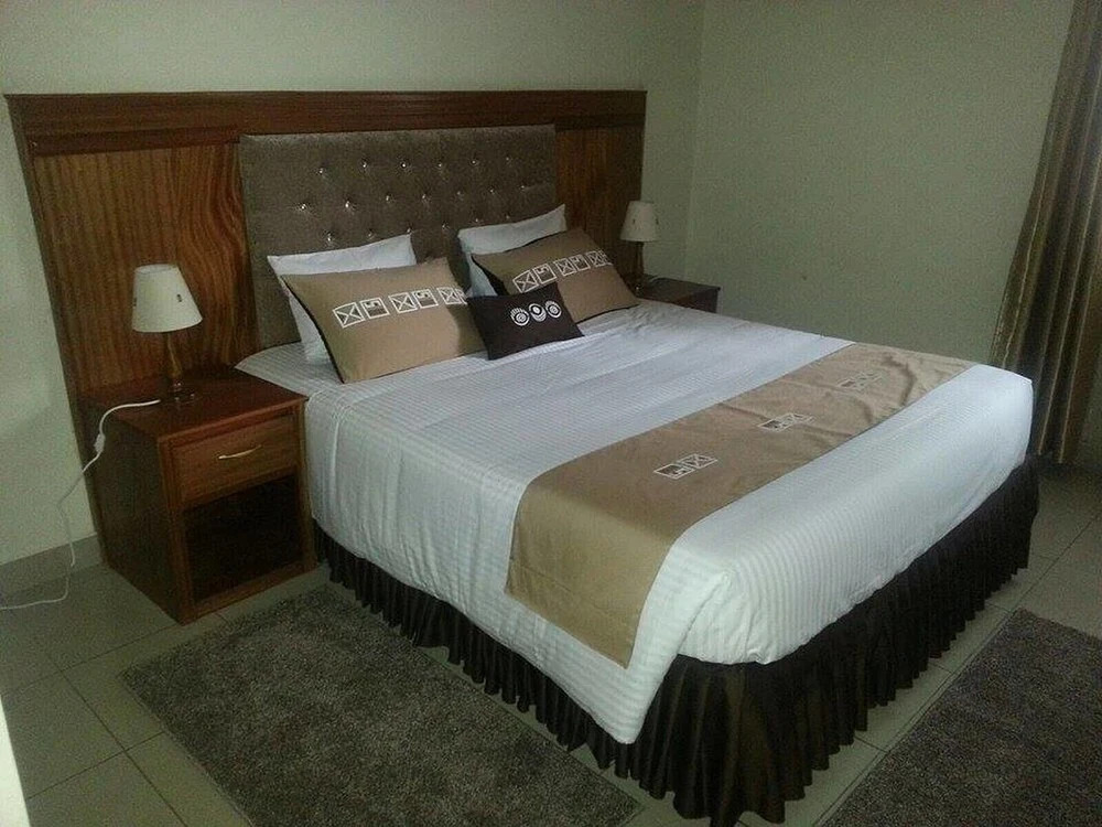 BougainVilla Hotel