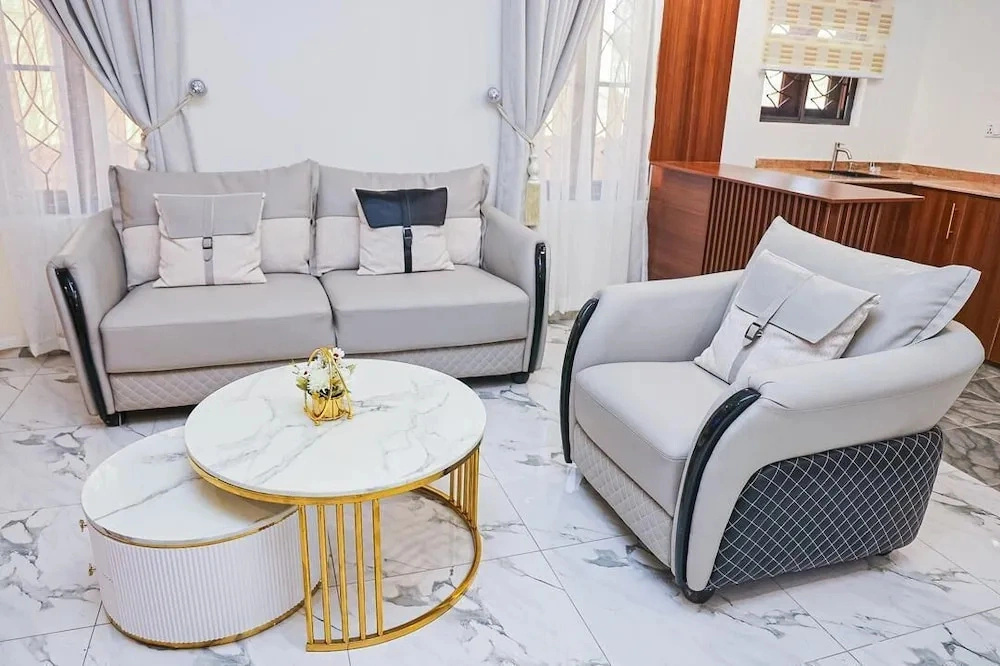 Vintage Palace Apartment