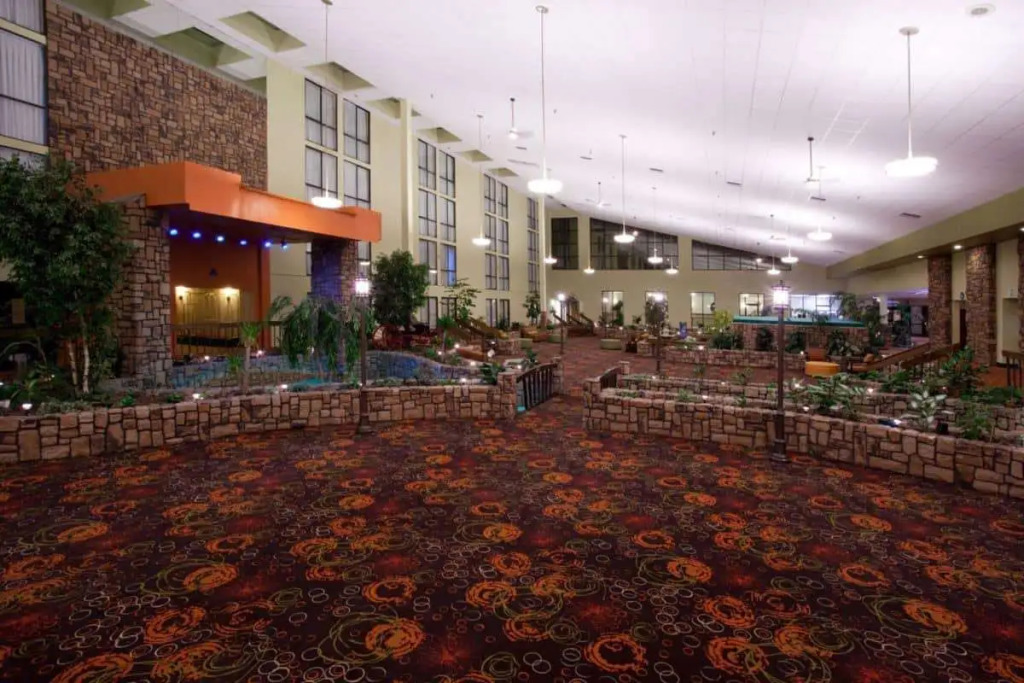 Ramada Plaza by Wyndham Sheridan Hotel & Convention Center
