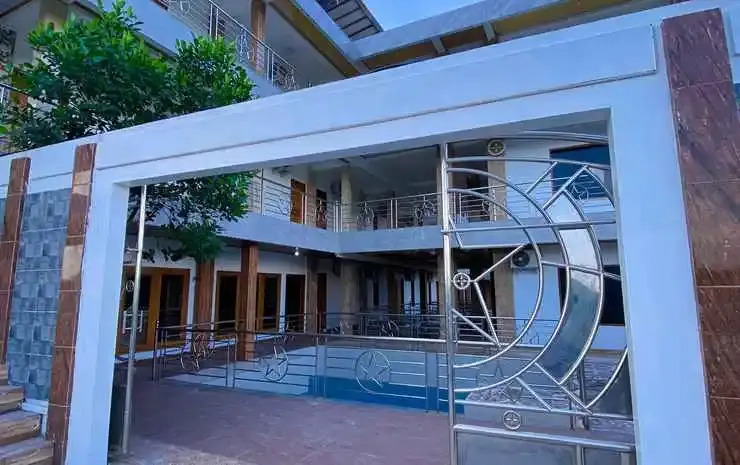 Hotel Wijaya family 2