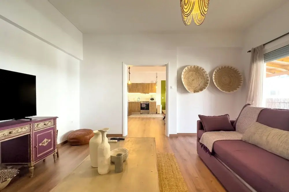 Phaedrus Living: Kallithea Heights Residence