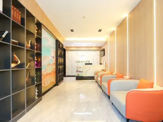 Hoklu Business Hotel (Yanji Yanbian University North Korea Folk Garden Dinosaur Kingdom Branch)
