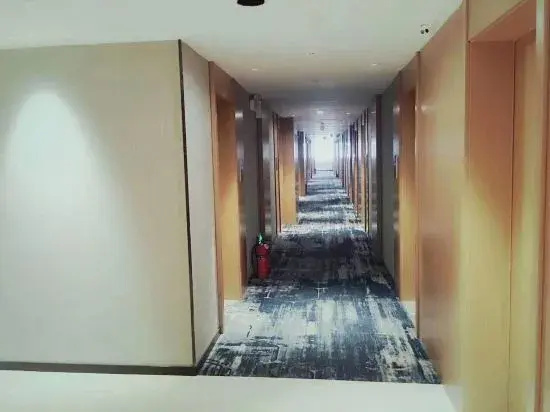 Yeste Hotel (Yulin Yudong New District Wentilu)