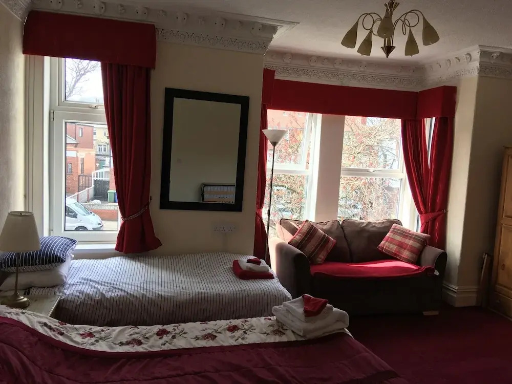 Robyns Guest House Room Only