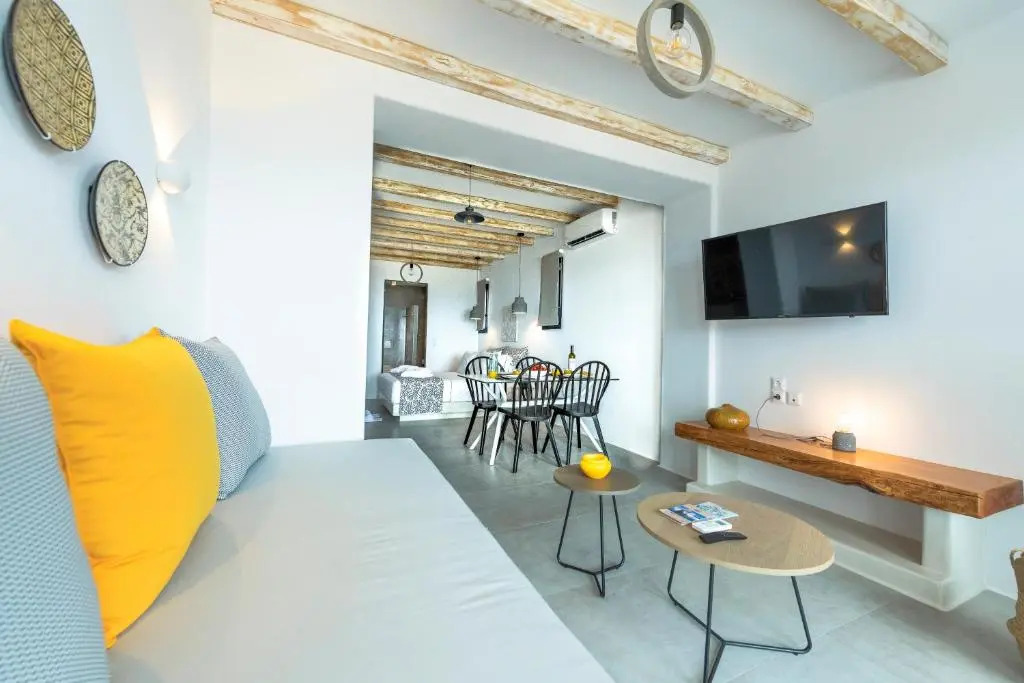 Aelia Suites
