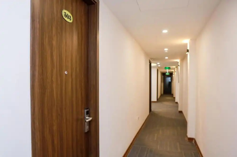 H&T Luxury Hotel