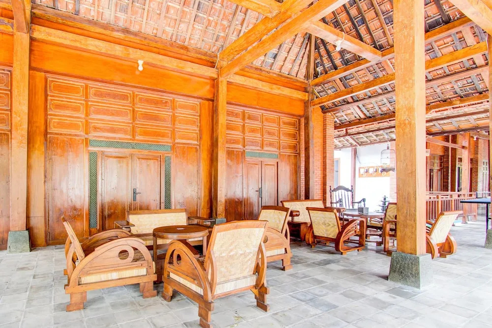 Capital O 93873 Sokkyo Homestay