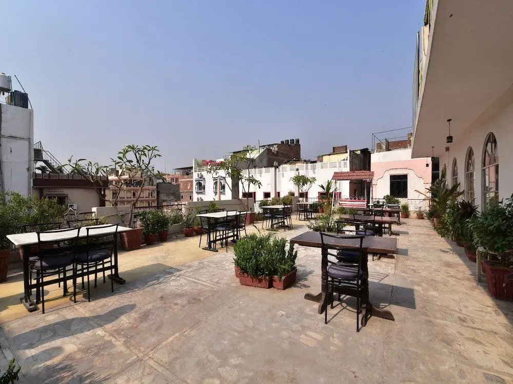 OYO 22544 Hotel Vijeet Palace