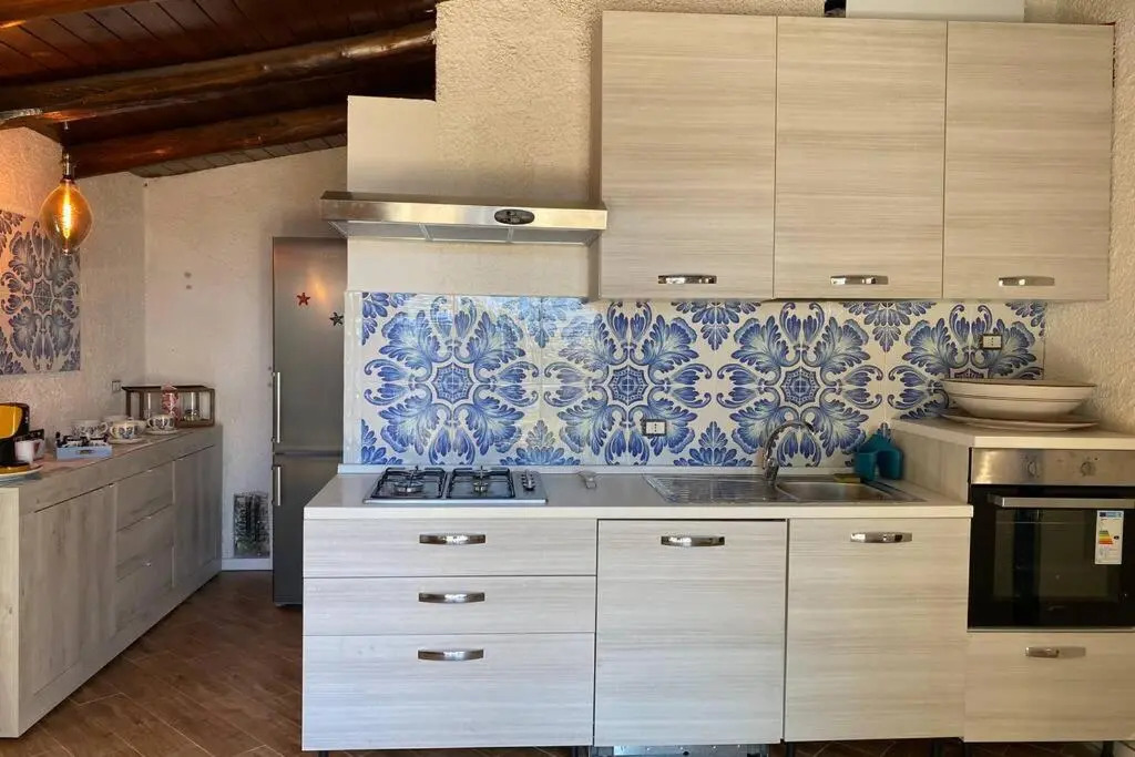 Villetta con piscina 10 posti letto Scario