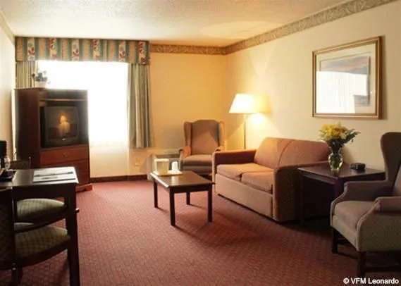 Royal Inn & Suites