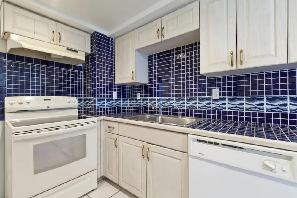 Aquarius Condominium 301