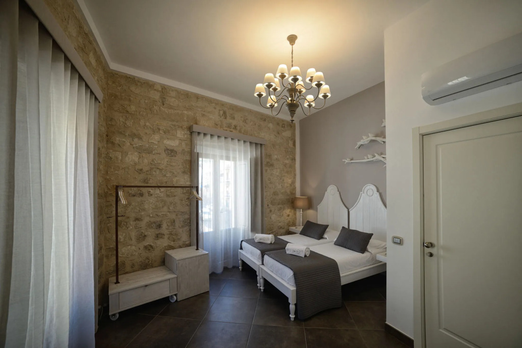 Terrazzani Suite