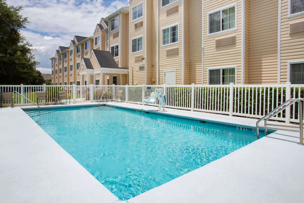 Microtel Inn & Suites Leesburg