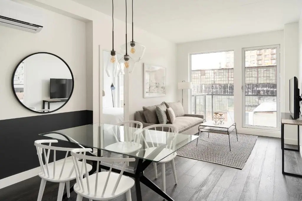 Beautiful Griffintown Suites by Sonder