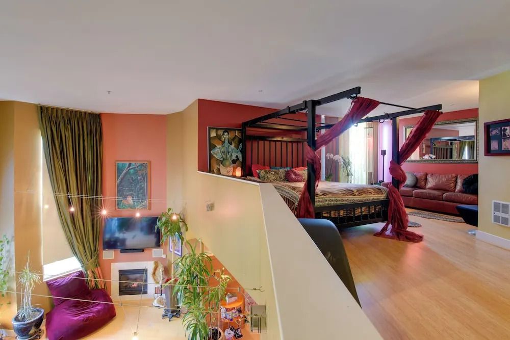 Cozy Emeryville Studio, Near Beaches & Parks!