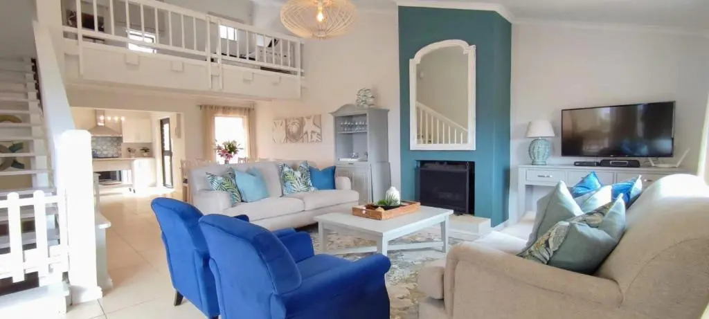 Sanctuary Beach Hideaway - 8 sleeper - 50m onto Robberg 5