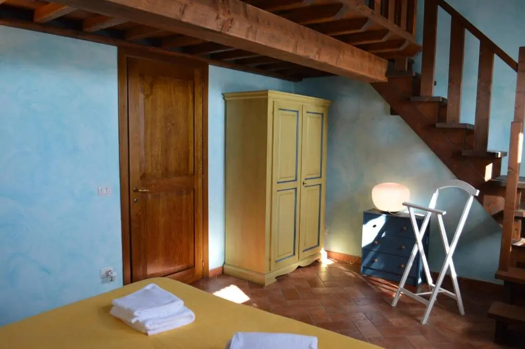 Luxurious Holiday Home With Private Patio, Tuscany, With Panoramic Swimming poo