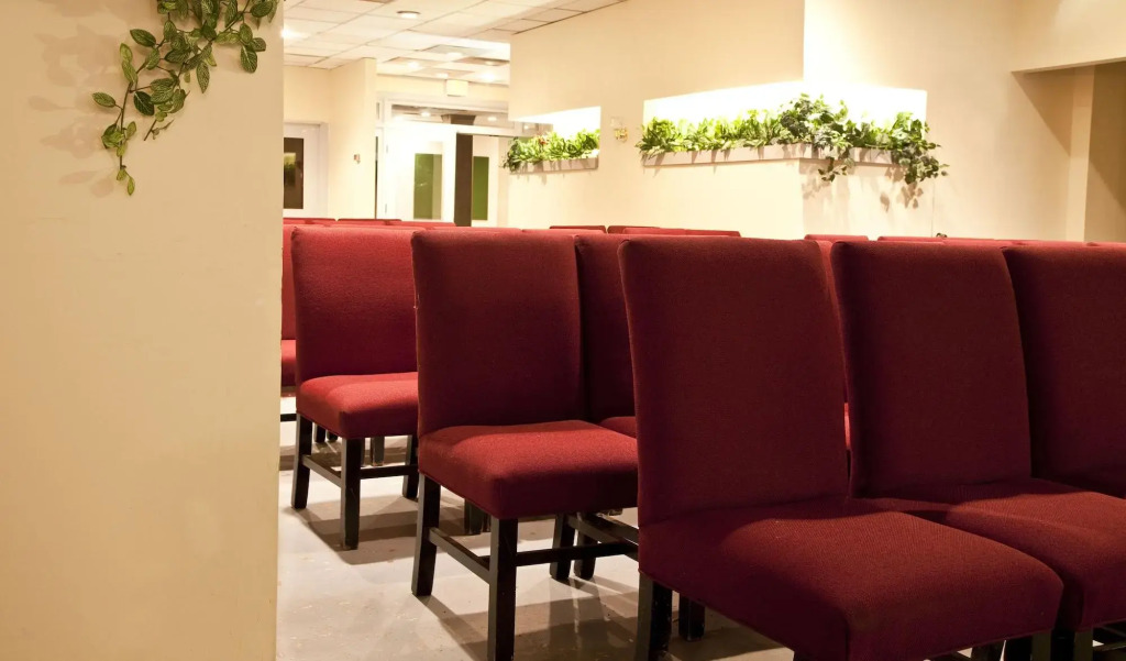 Golden Green Hotel