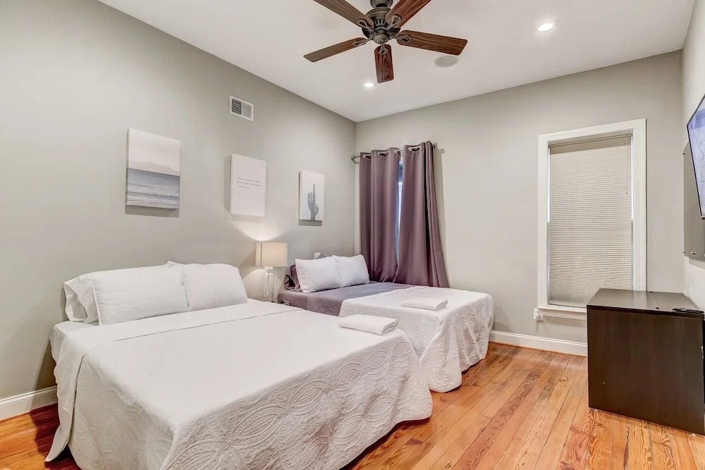 Historic Home Near Convention Center, Stadiums, & Harbor