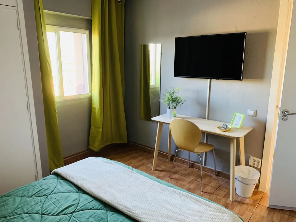 BYOR City Rooms