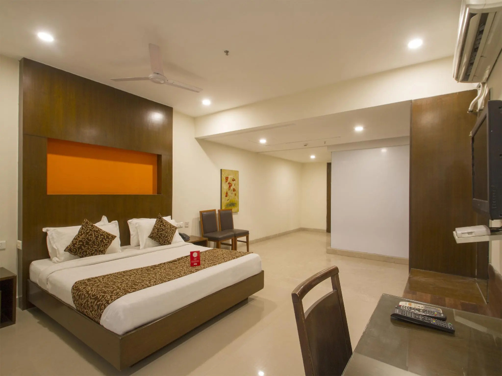 OYO 1410 Country Club Begumpet