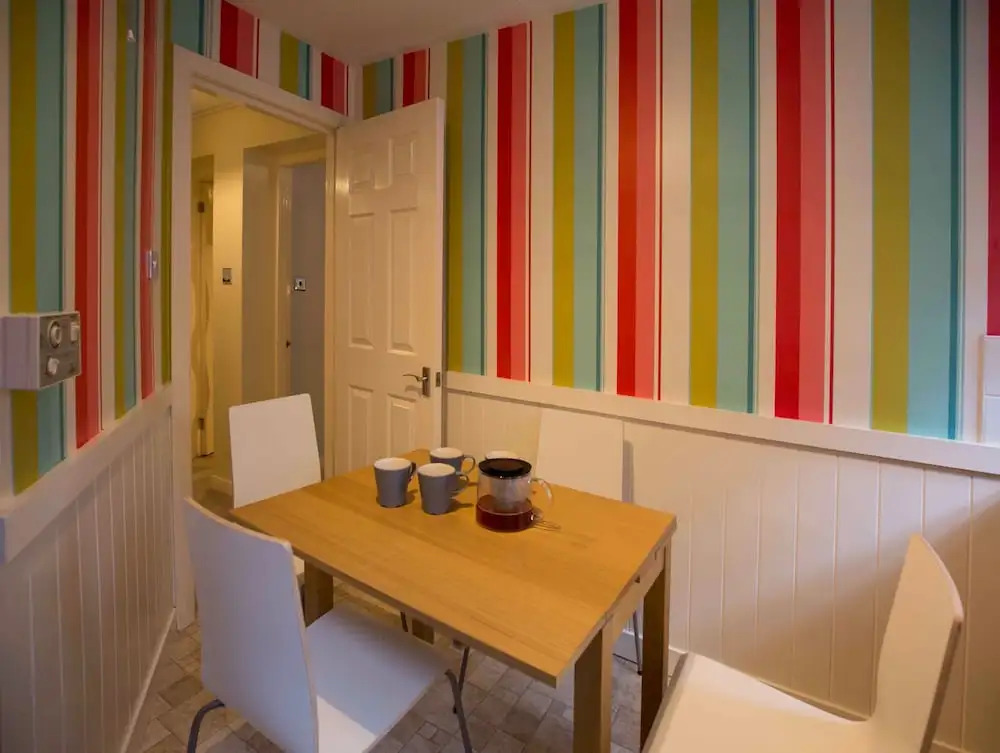 2 Bedroom Meadows Flat