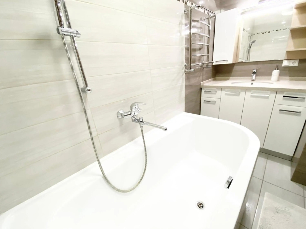 2-bedroom apartment Most City Area, Ekaterynoslav square