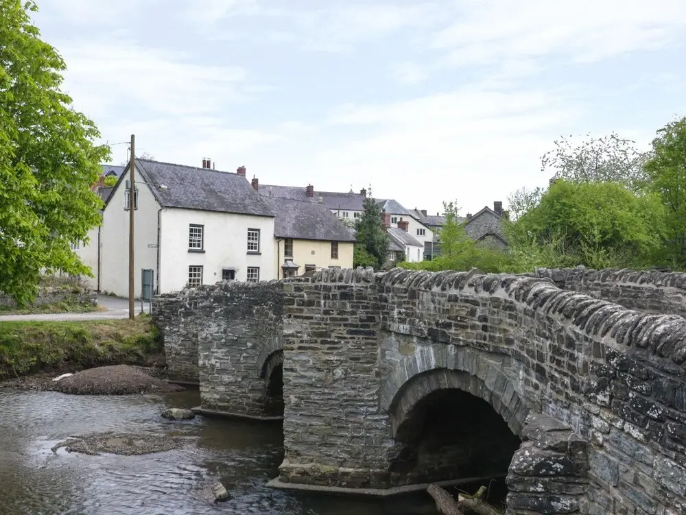 Castle Cottage