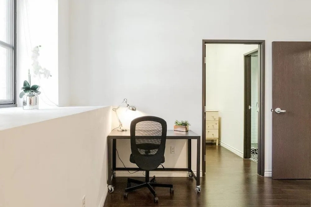 Explore Downtown From A Debonair Urban Loft