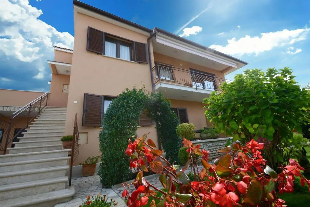 Apartments Rocka 1195