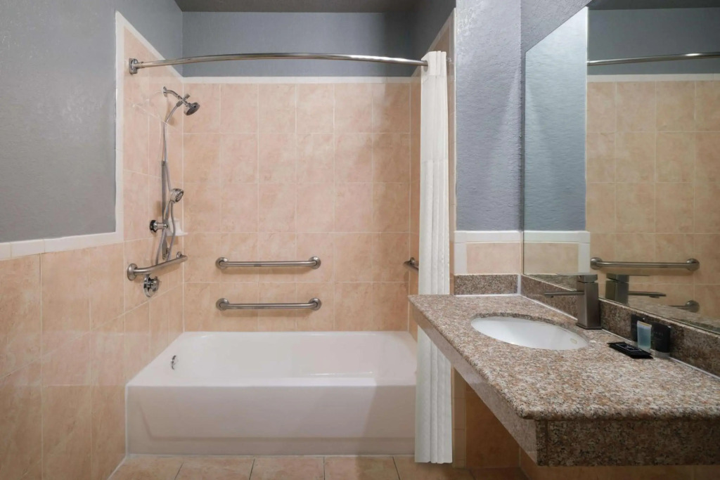 Melrose @ Seabrook, BW Signature Collection by Best Western