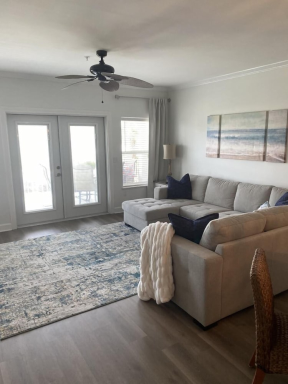 Pavilion Palms 103b