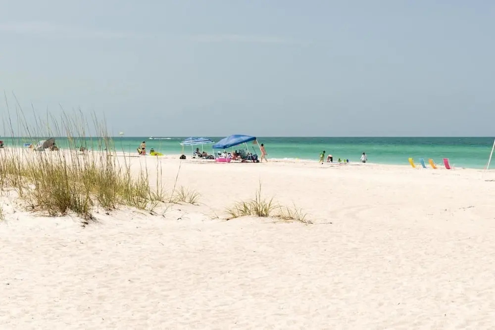 AM Beach Place Unit 3