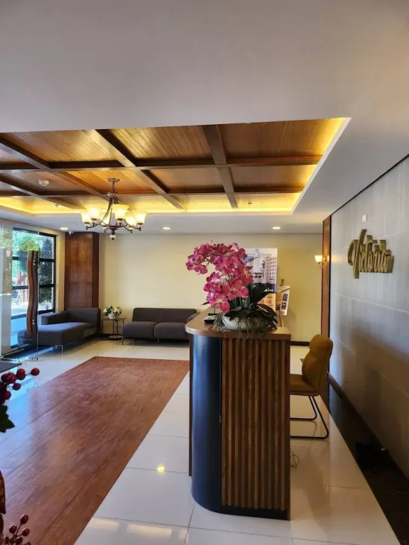 Staycation Near Burnham Park