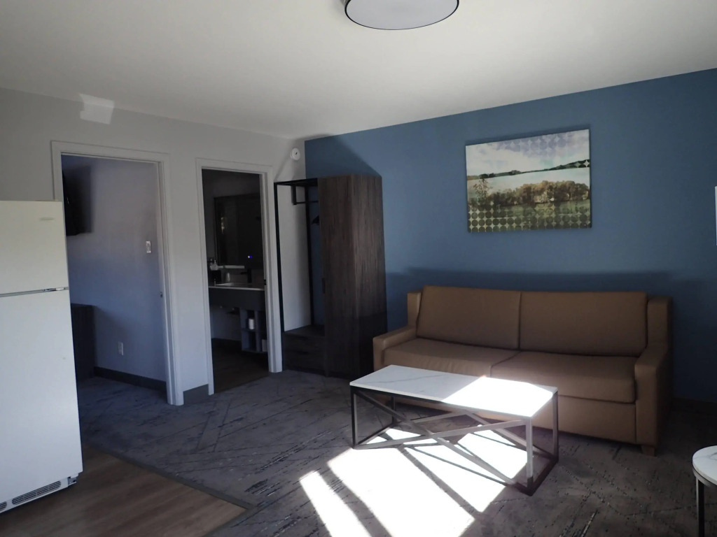 Ponderosa Lodge Ascend Collection