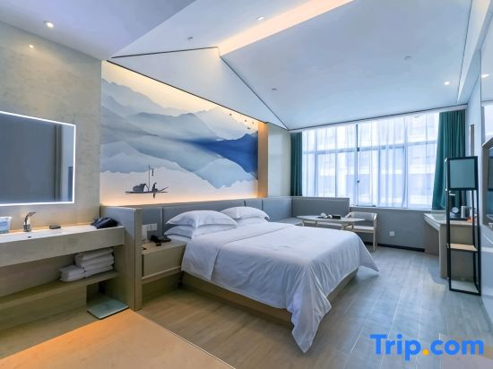 Qianxiang Shangmei Homestay (Zhengzhou Henan University of Technology Subway Station)