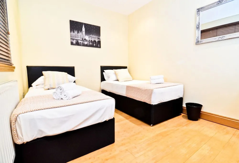 Thames View House Surrey Quays