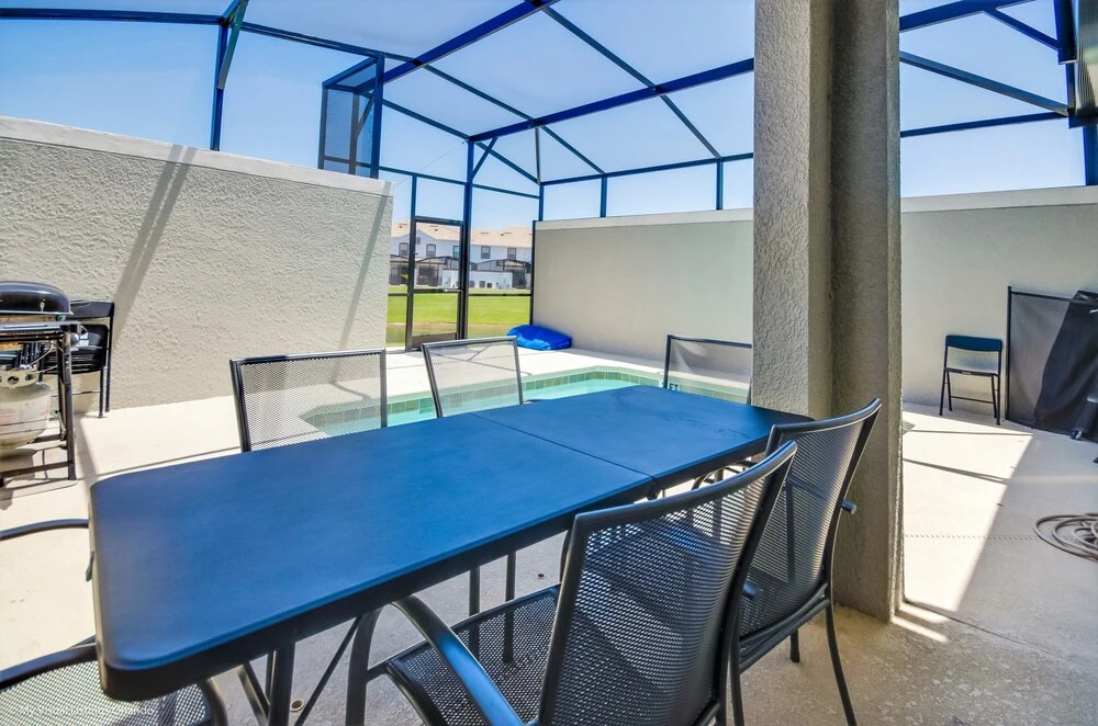 Romeo Circle Villa Storey Lake 1