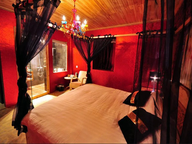 The Cozy Inn