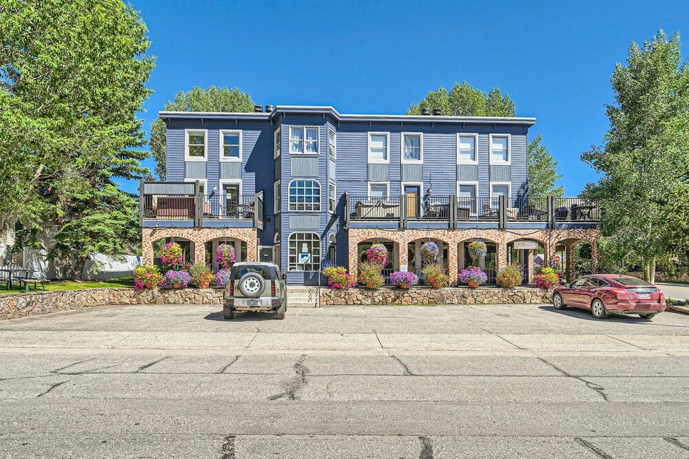 New Listing!! Breck Mountain Magic 3 Bedroom Condo by RedAwning