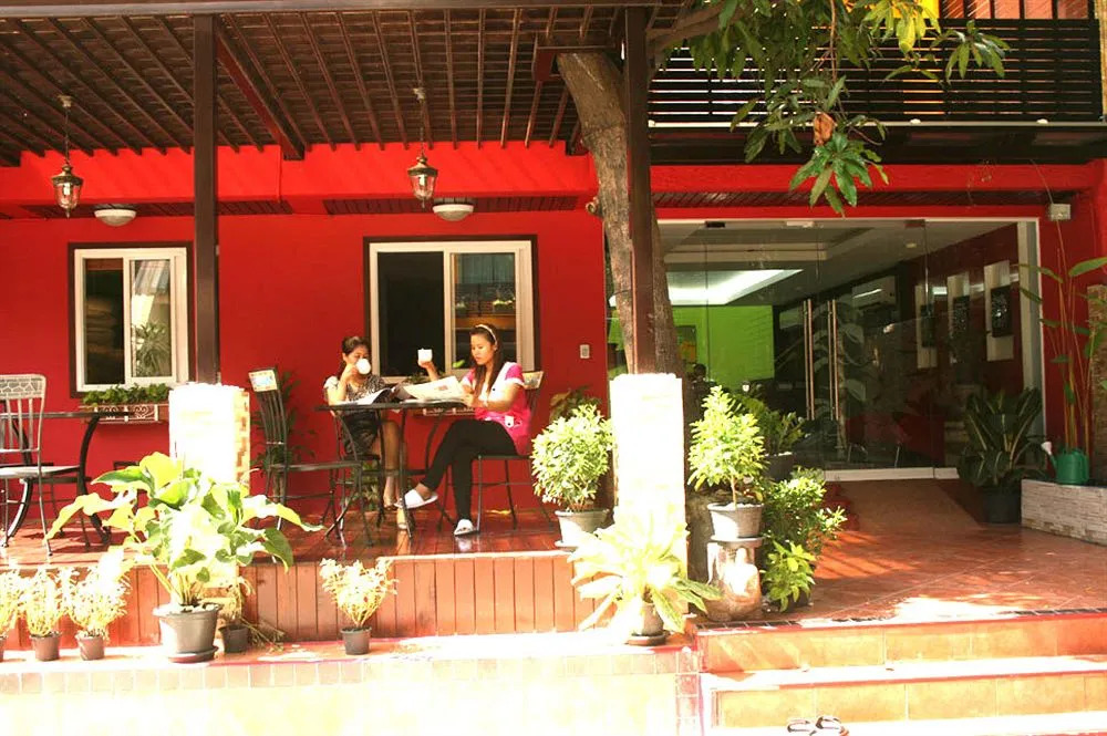 Oasis Inn Bangkok