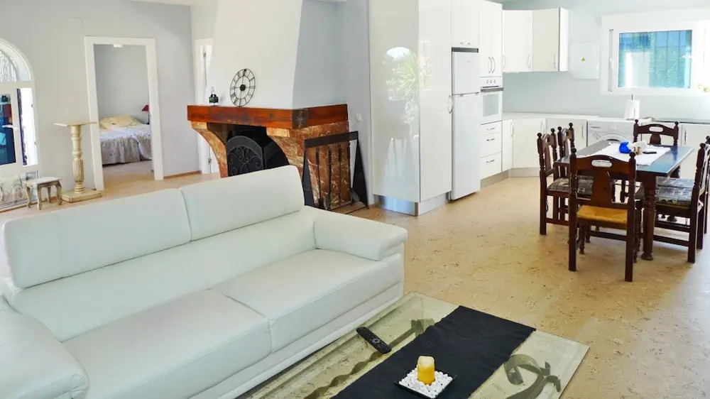 House With 3 Bedrooms in Calp, With Wonderful sea View, Private Pool,